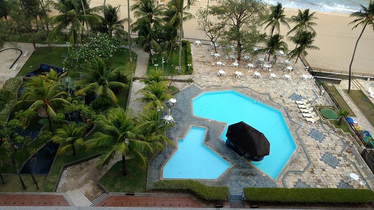 Flat Golden Beach - Suíte Frente Mar com varanda