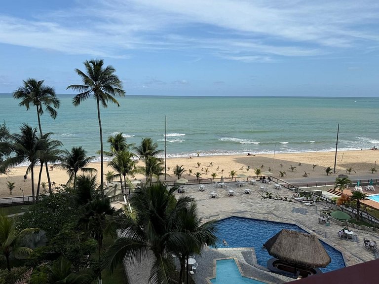 Flat Golden Beach - Suíte Frente Mar com varanda